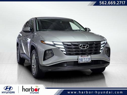 2022 Hyundai TUCSON SE