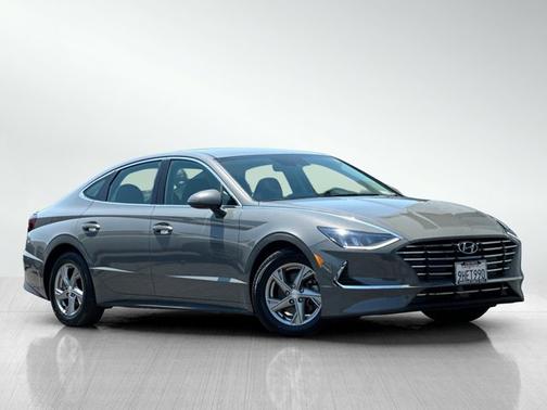 2023 Hyundai SONATA SE