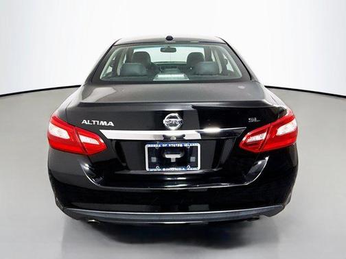 Black 2016 Nissan Altima 2.5 SL