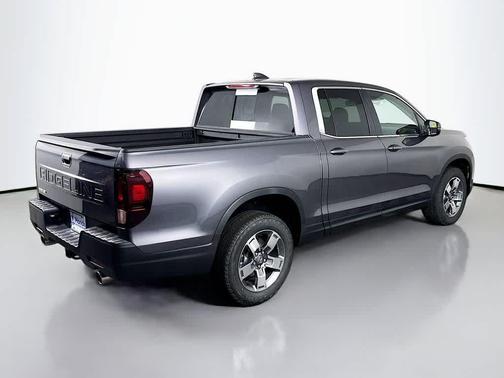 Modern Steel Metallic 2026 Honda Ridgeline RTL