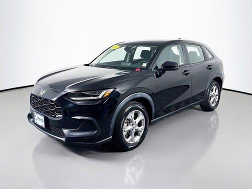 Crystal Black Pearl 2023 Honda HR-V LX
