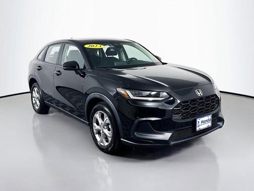 Crystal Black Pearl 2023 Honda HR-V LX