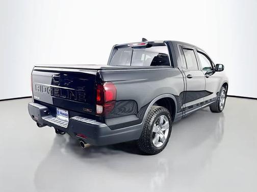 Crystal Black Pearl 2025 Honda Ridgeline TrailSport