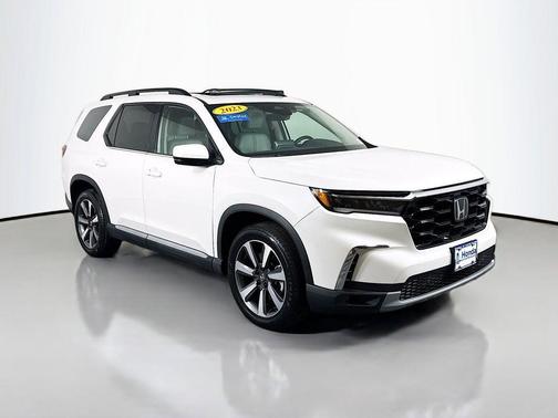 2023 Honda Pilot Touring