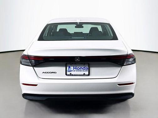 Platinum White Pearl 2023 Honda Accord LX