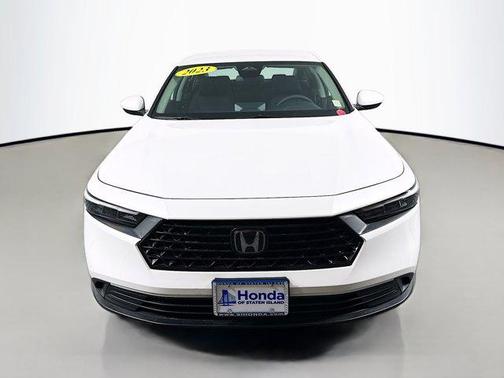 Platinum White Pearl 2023 Honda Accord LX