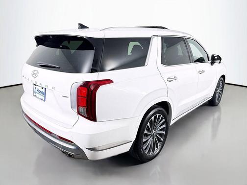 Hyper White 2025 Hyundai PALISADE Calligraphy