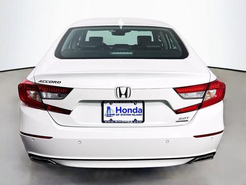 Platinum White Pearl 2021 Honda Accord Touring 2.0T