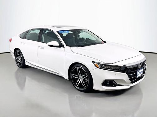 Platinum White Pearl 2021 Honda Accord Touring 2.0T
