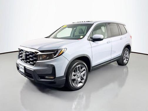 Sonic Gray Pearl 2023 Honda Passport EX-L