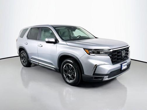 Lunar Silver Metallic 2024 Honda Pilot EX-L