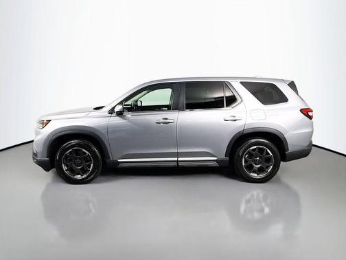 Lunar Silver Metallic 2024 Honda Pilot EX-L