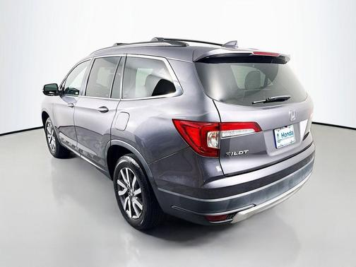 Modern Steel Metallic 2021 Honda Pilot EX