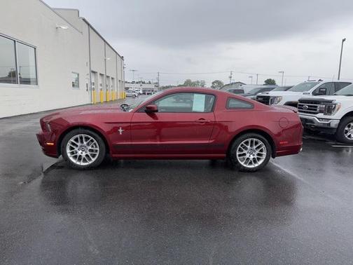 2014 Ford Mustang V6 Premium