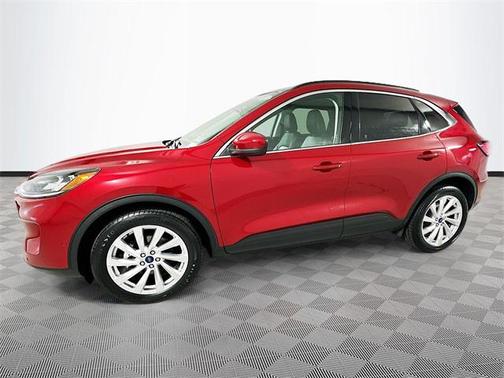 2022 Ford Escape Titanium