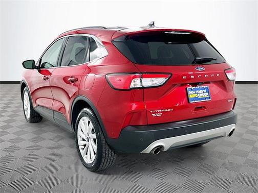 2022 Ford Escape Titanium
