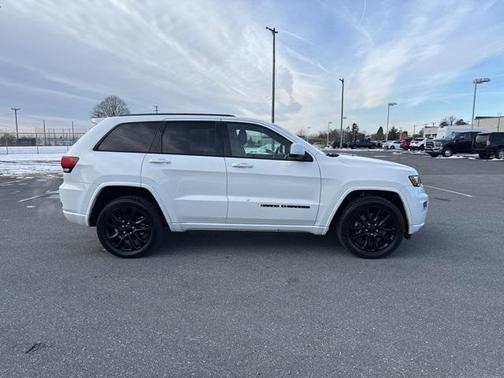2021 Jeep Grand Cherokee Laredo