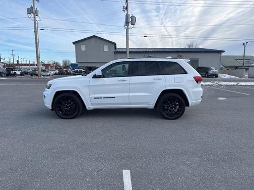 2021 Jeep Grand Cherokee Laredo
