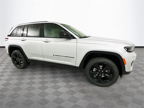 2025 Jeep Grand Cherokee Altitude