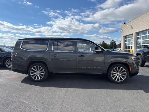 2023 Jeep Grand Wagoneer L Series II 4x4