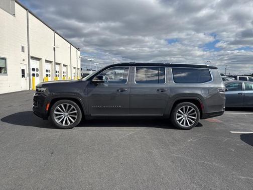 2023 Jeep Grand Wagoneer L Series II 4x4
