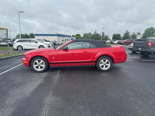 2008 Ford Mustang Deluxe