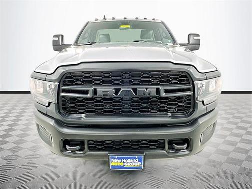 2024 RAM 3500 Tradesman Regular Cab 4x4 8' Box