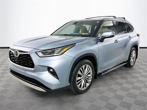 2022 Toyota Highlander Platinum