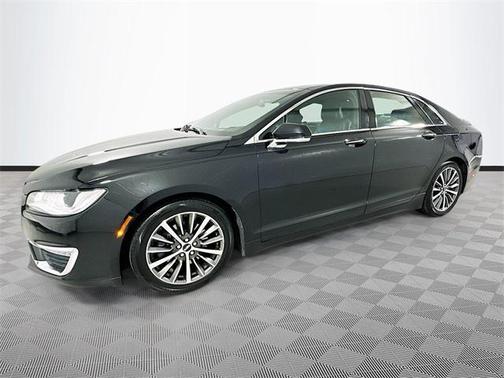 2017 Lincoln MKZ Base