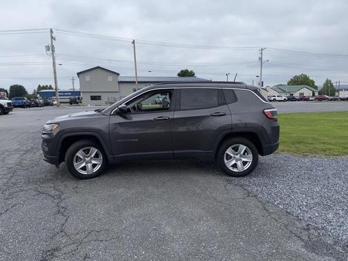 2022 Jeep Compass Latitude