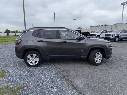 2022 Jeep Compass Latitude