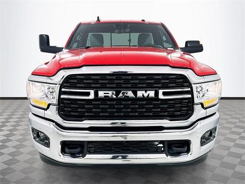 2022 RAM 2500 Big Horn Regular Cab 4x4 8' Box