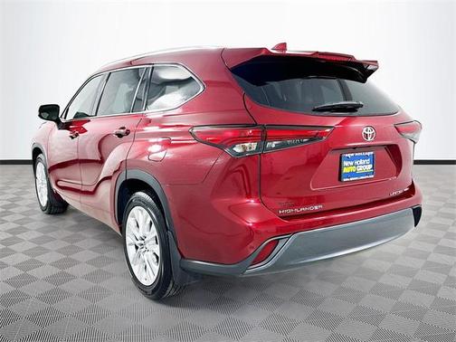 2022 Toyota Highlander Limited