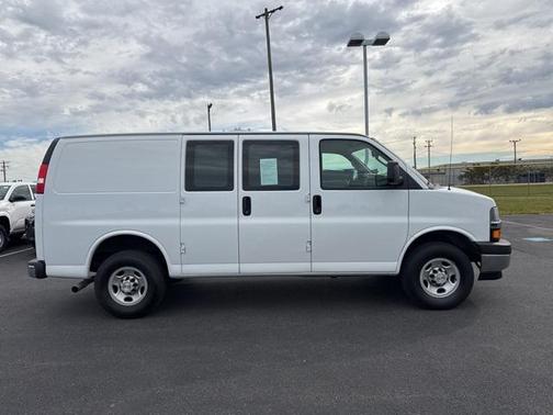 2024 Chevrolet Express 2500 RWD 2500 Regular Wheelbase WT