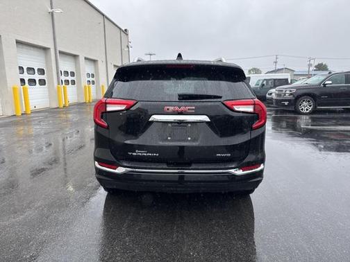 2022 GMC Terrain Denali