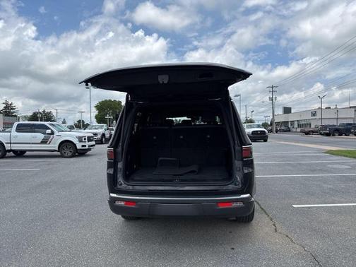 2022 Jeep Wagoneer Series II 4x4