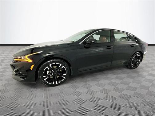 2022 Kia K5 GT-Line
