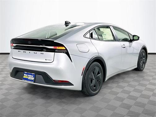 2026 Toyota Prius Plug-In Hybrid SE