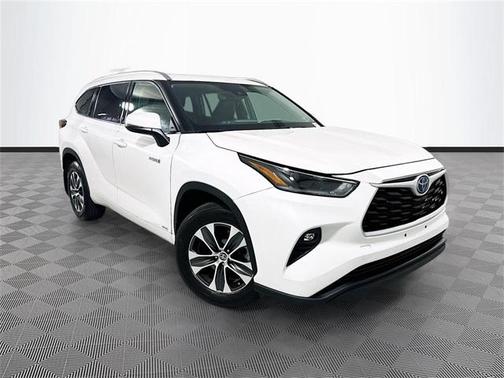 2021 Toyota Highlander Hybrid XLE