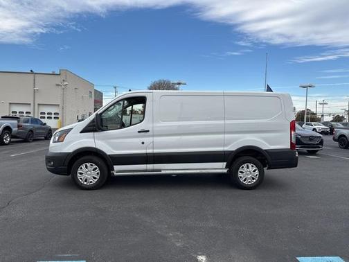 2024 Ford Transit-250 Base