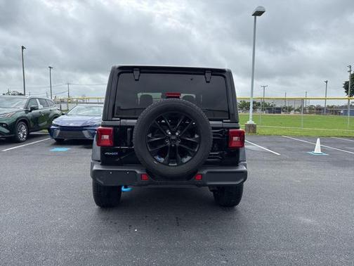 2022 Jeep Wrangler Unlimited 4xe Sahara