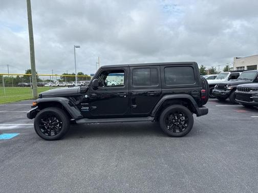 2022 Jeep Wrangler Unlimited 4xe Sahara