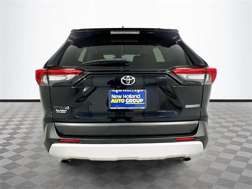 2022 Toyota RAV4 Adventure