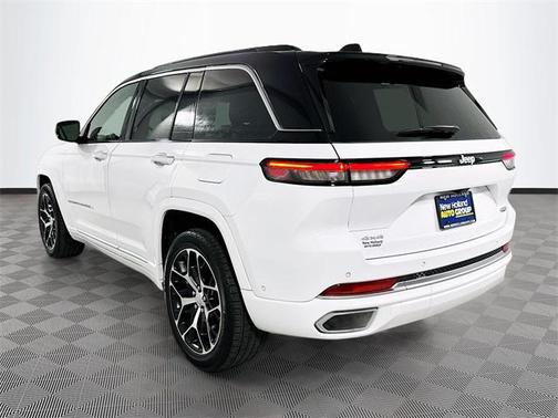 2024 Jeep Grand Cherokee Summit