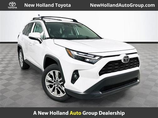2025 Toyota RAV4 XLE Premium