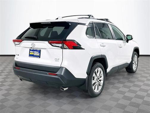 2025 Toyota RAV4 XLE Premium