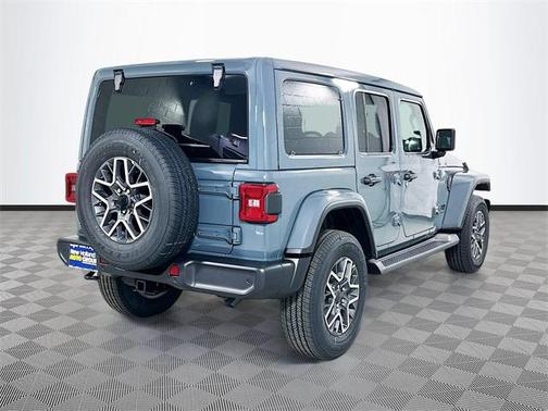 2026 Jeep Wrangler 4-Door Sahara 4x4