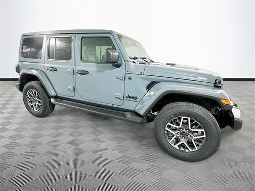 2026 Jeep Wrangler 4-Door Sahara 4x4
