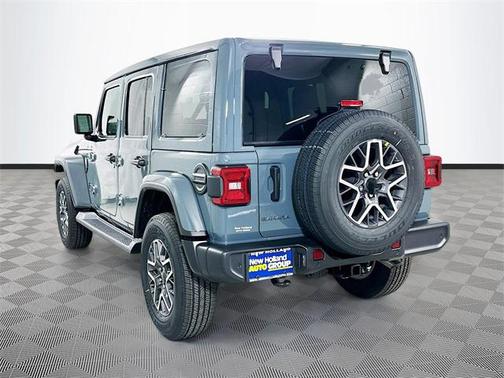 2026 Jeep Wrangler 4-Door Sahara 4x4