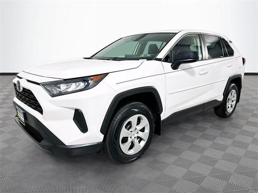2022 Toyota RAV4 LE
